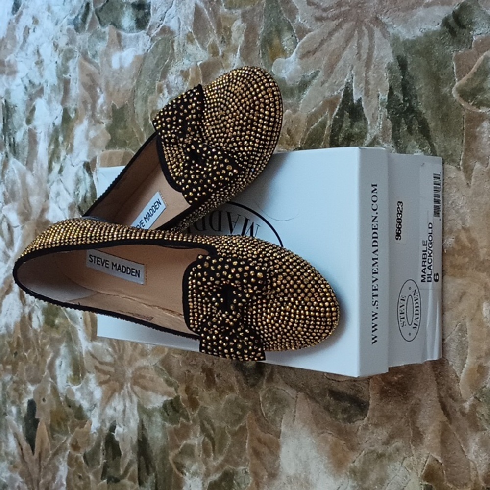 Steve Madden Women's Black and Gold Studded Loafers